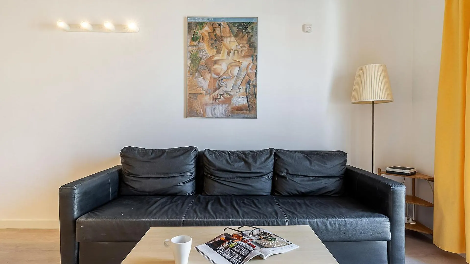 Ab Centric Apartment In Raval Barcelona
